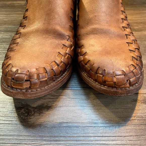 Free Bird Braided Leather Sophia Clogs - Picture 6 of 9